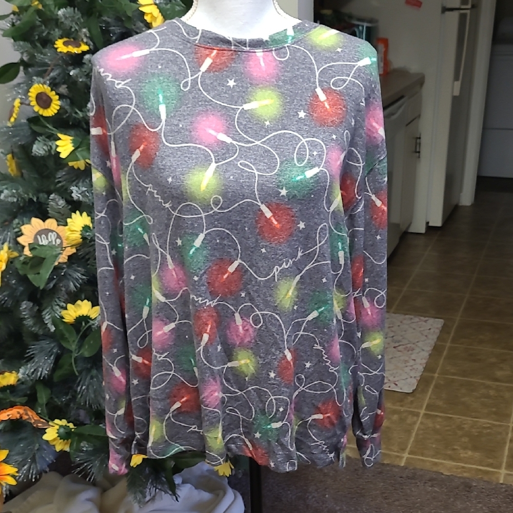 PINK Victoria's Secret Multicolor Long Sleeve Pajama Top